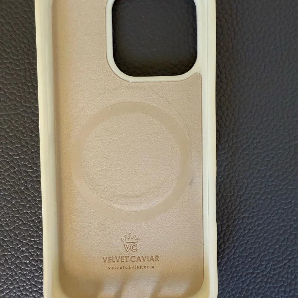 Velvet Caviar New Cherry iPhone 16 Pro Case NEW